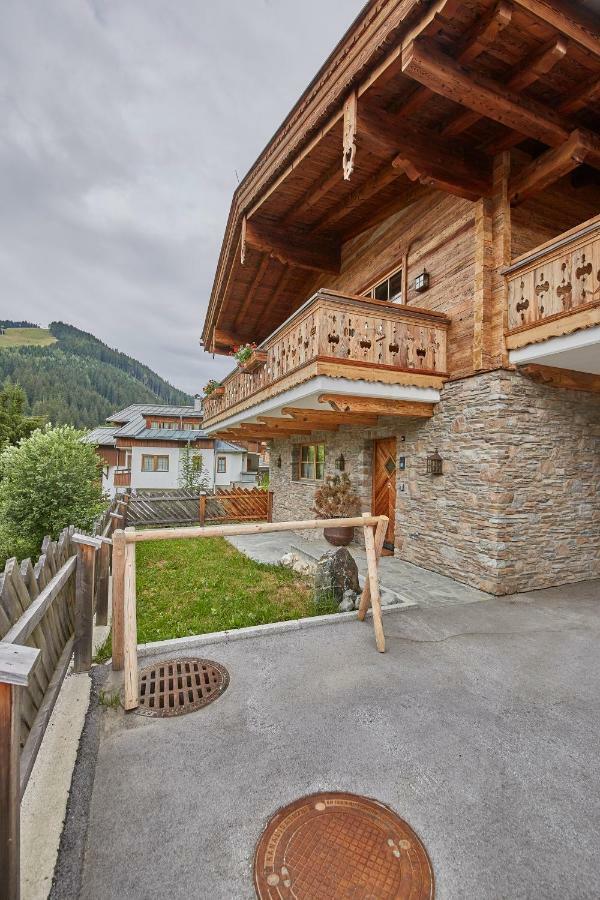 Panorama Chalets *